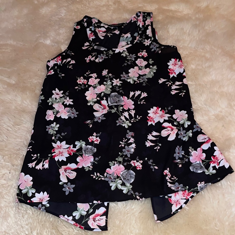 Express Split Back Top - image 1